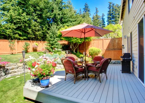 The Entrance Landscaping Experts How to Design a Coastal-Friendly Outdoor Space - featured